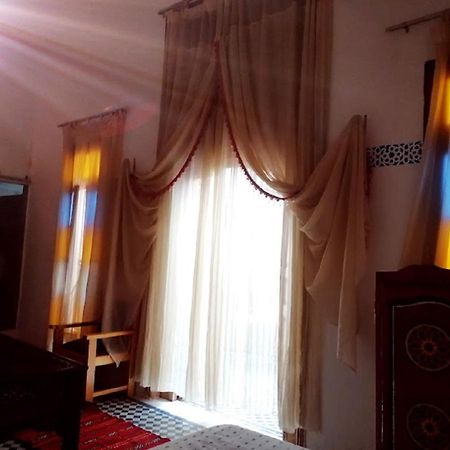 Sendis Dar Hostel Фес Екстериор снимка