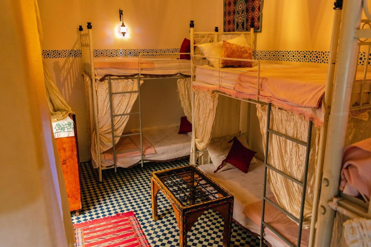 Sendis Dar Hostel Фес Екстериор снимка