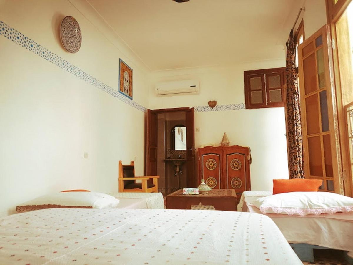 Sendis Dar Hostel Фес Екстериор снимка