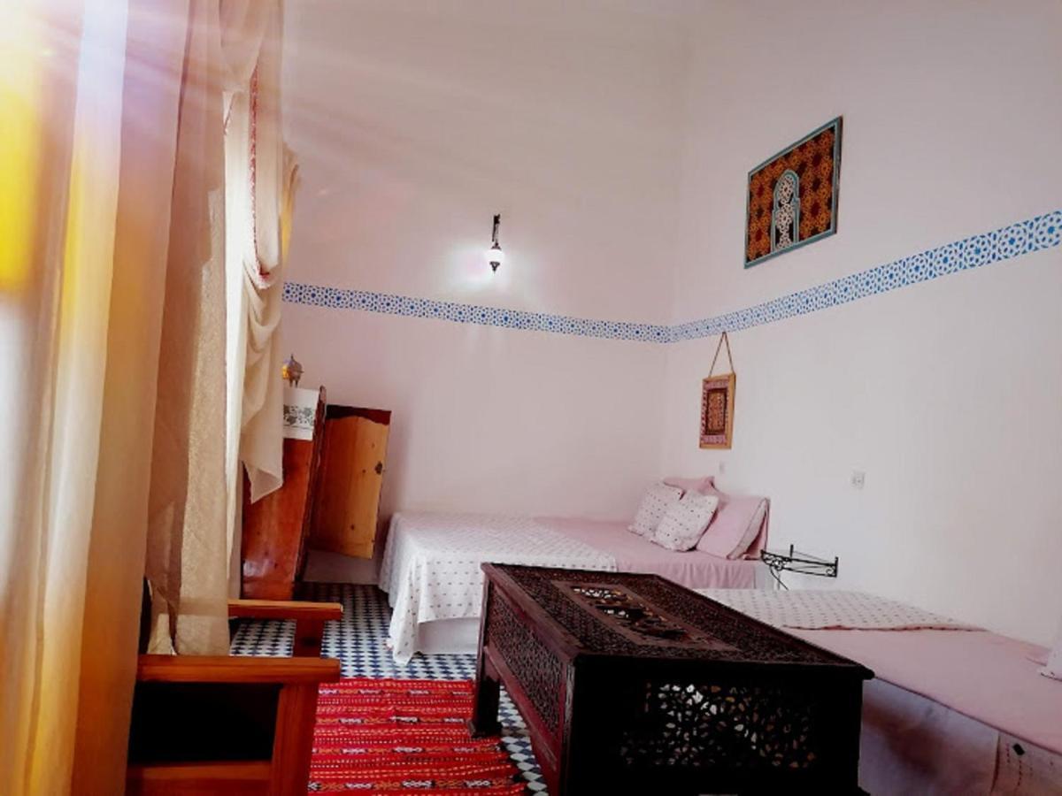 Sendis Dar Hostel Фес Екстериор снимка