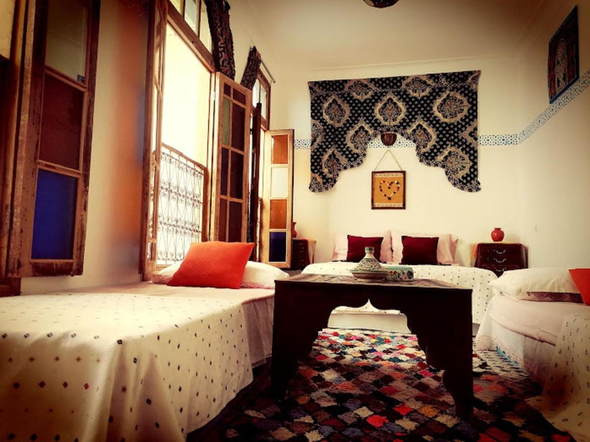 Sendis Dar Hostel Фес Екстериор снимка