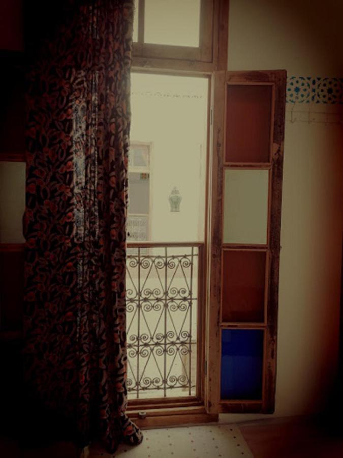 Sendis Dar Hostel Фес Екстериор снимка