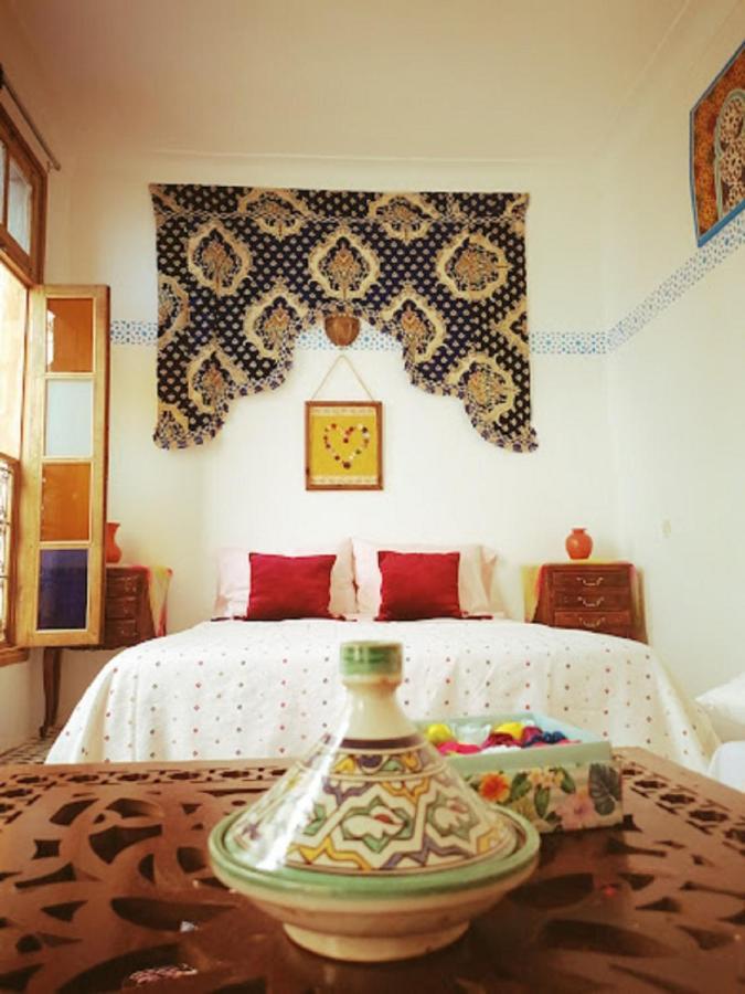 Sendis Dar Hostel Фес Екстериор снимка